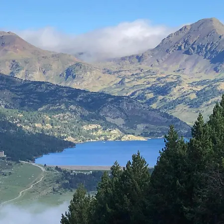 Appartamento Le Mouflon Résidence Olympe, T2 Centre 4 Personnes, Parking Privatif Gratuit, Prise Up Véhicule électrique, Possibilité Forfait Ménage Et Location Linge De Lit Et De Toilette Font-Romeu-Odeillo-Via
