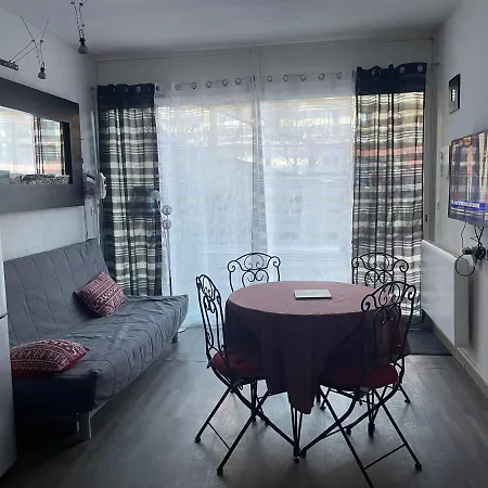 Le Mouflon Résidence Olympe, T2 Centre 4 Personnes, Parking Privatif Gratuit, Prise Up Véhicule électrique, Possibilité Forfait Ménage Et Location Linge De Lit Et De Toilette Apartamento *